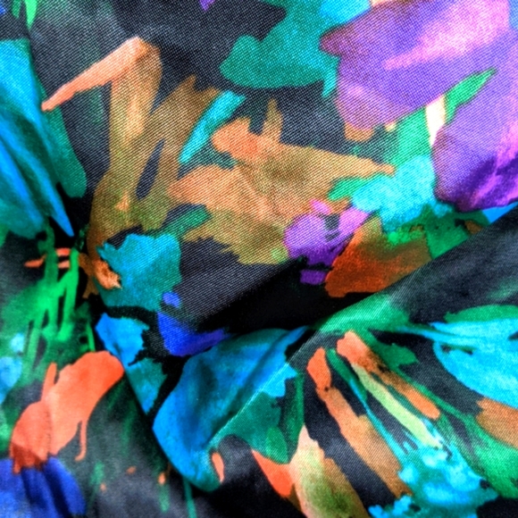 Black Floral Elegant Party Dress - Picture 4 of 5